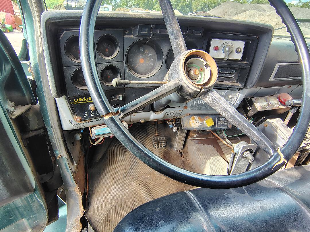 1987 GMC C6500 - Image 16